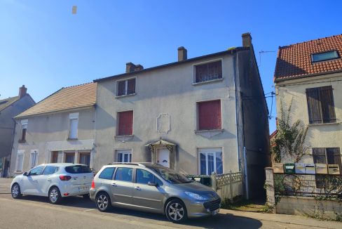 AGA125 facade rue (03)